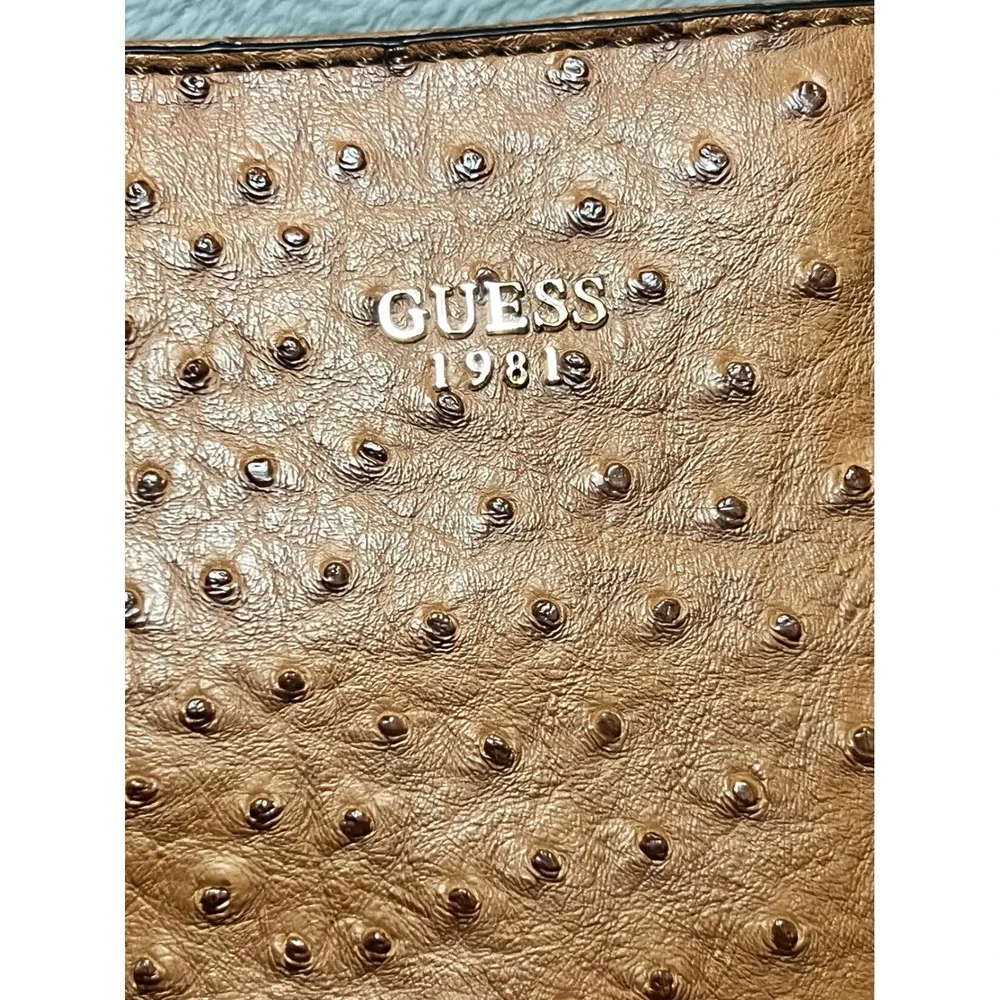 Guess 1981 faux Ostrich Embossed Satchel Crossbody Purse Brown Handle Handbag